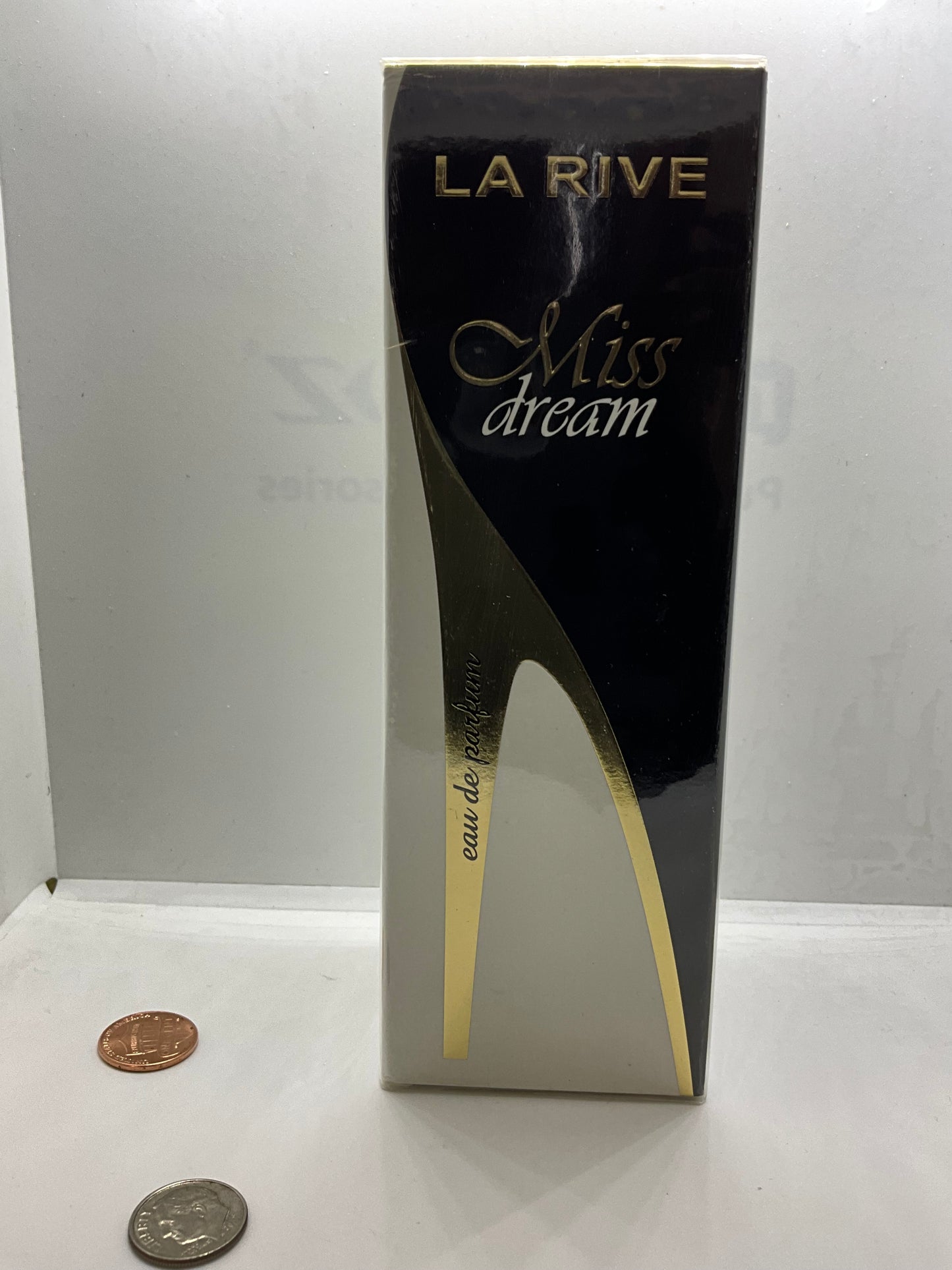 La Rive Miss Dream Eau De Parfum Spray By La Rive 100 ml